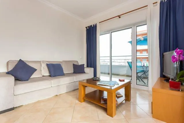 Casa Azul, Fast Wi-fi, Airco, Pool & Bbq Near The Da Rocha ポルティマン