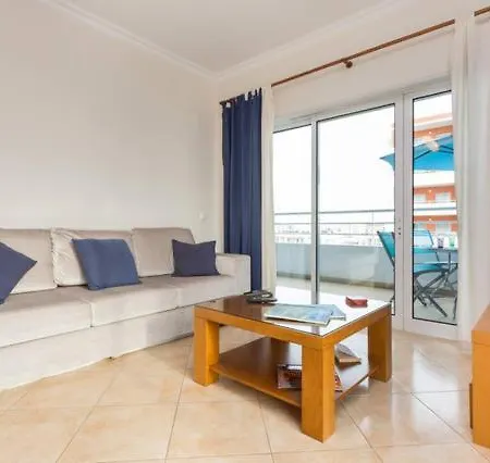 Casa Azul, Fast Wi-fi, Airco, Pool & Bbq Near The Da Rocha Portimao